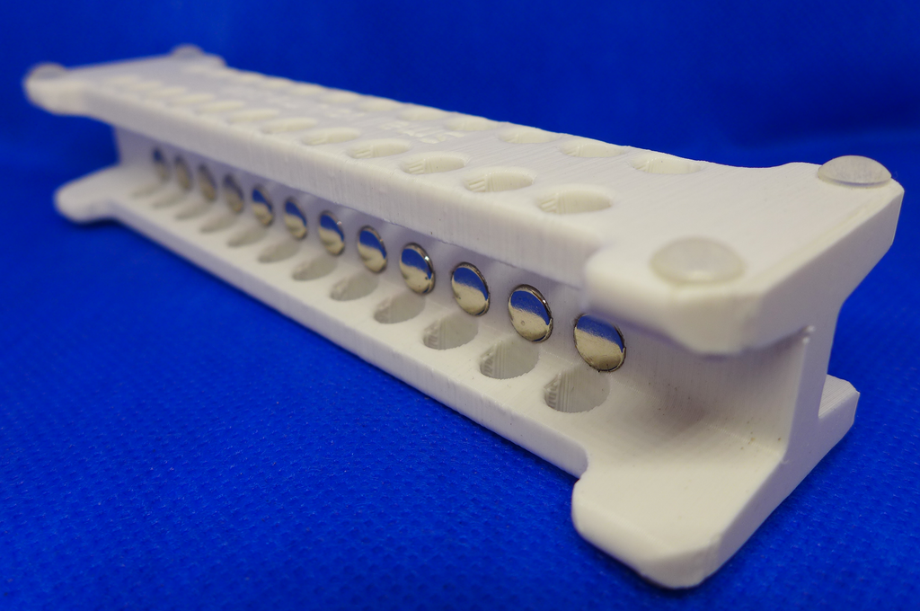 Magnetic Rack Dna Magnetic rack for 150-250 uL PCR tubes (24 total, 12 each side); for D ...